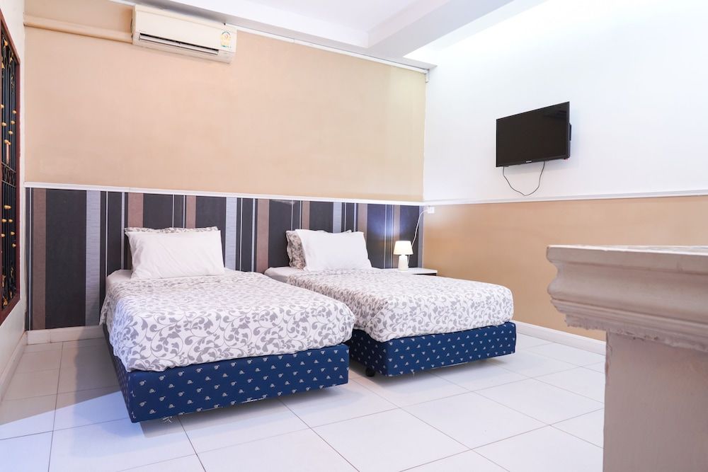 Guesthouse Phuket Airport Deluxe Twin Room 2