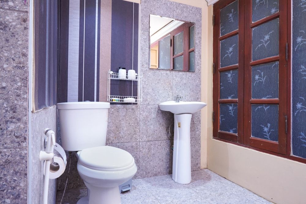 Guesthouse Phuket Airport Deluxe Twin Room 7