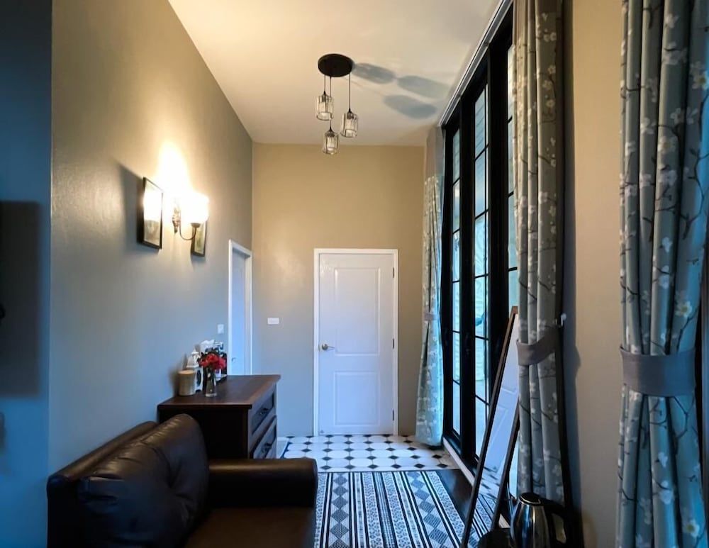 Vana homestay Luxury Double Room 4