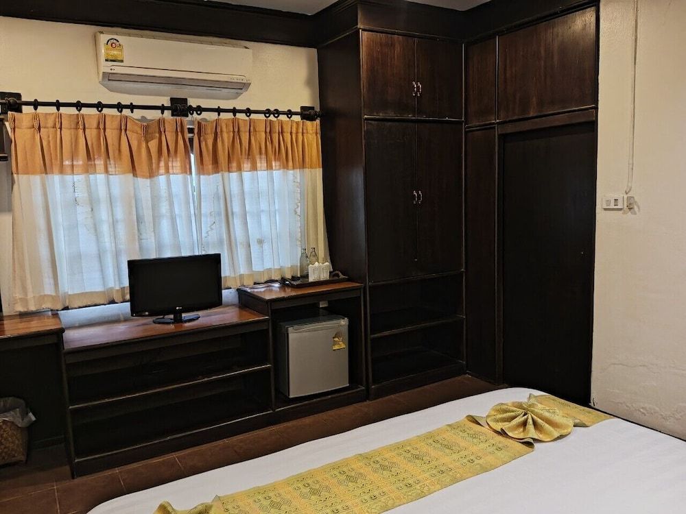 Huen Khum Resort Boutique Superior Double Room 2