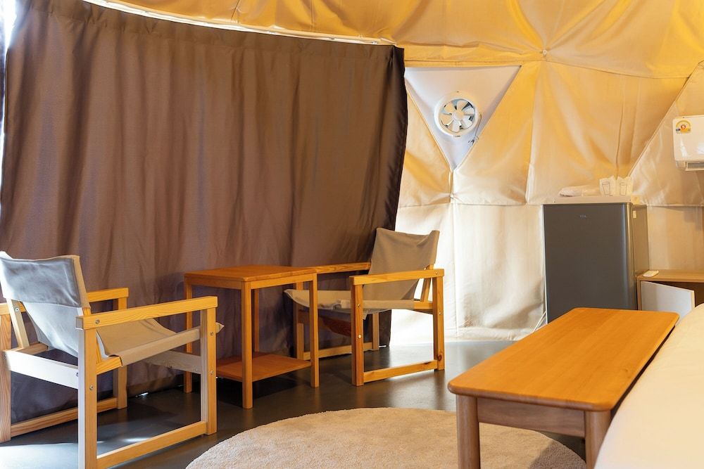 44 Residence And Resort Tent 8