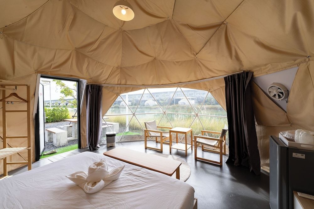 44 Residence And Resort Tent 2