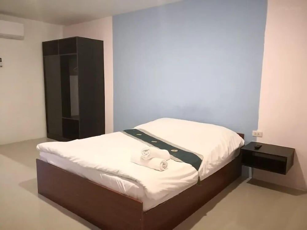 Ruen Bua resident Standard Apartment 2