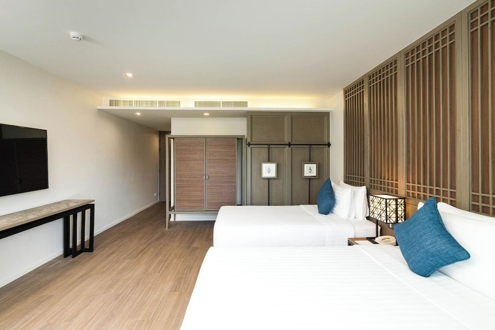 Bella Nara Phuket Naiyang Beach Deluxe Twin Room 2