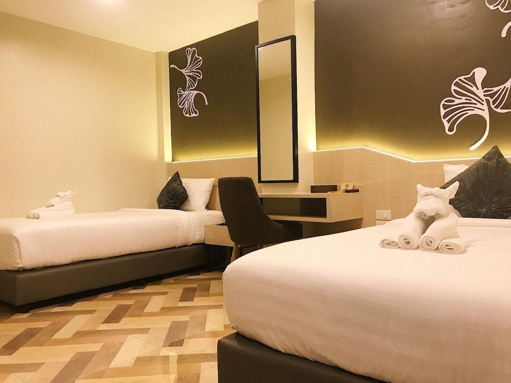 Deluxe Twin Room