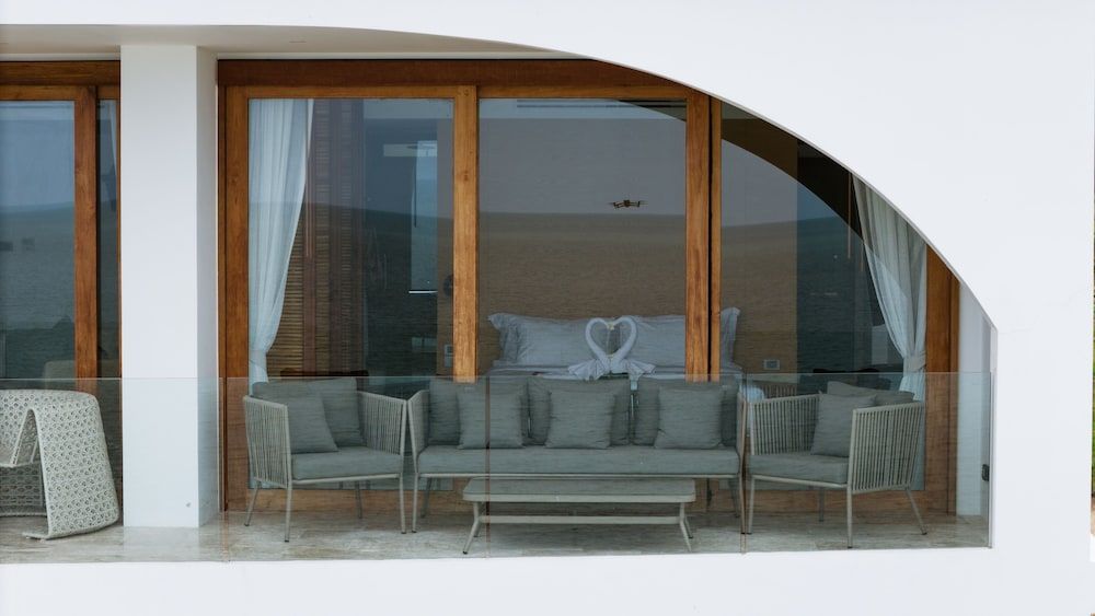 Elite Atoll Beachfront Hotel Elite Penthouse, 1 Bedroom, Bathtub, Ocean View 4