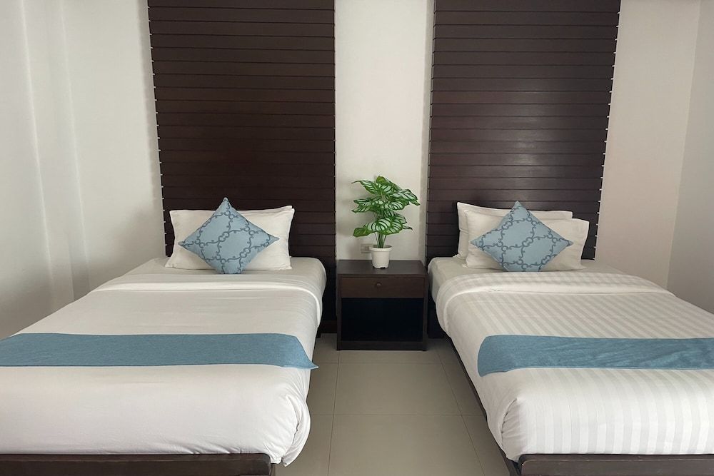 Aromdee @ Naithon Beach Standard Twin Room 7