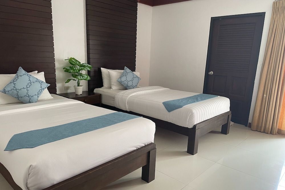 Aromdee @ Naithon Beach Standard Twin Room 13