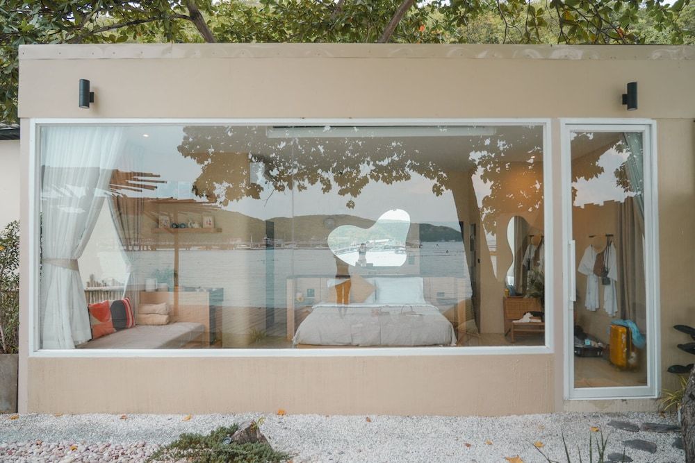 Cape Haven Koh Larn Romantic Villa, 1 Bedroom, Ocean View, Oceanfront 5