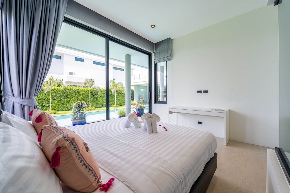 Luxury 6 Bed Private Pool Villa - LLW Exclusive Villa 13