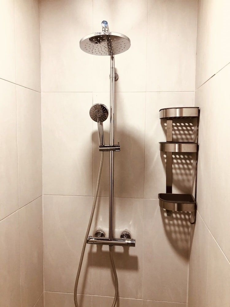 Huern Kan Thong Hotel Standard Double or Twin Room 8