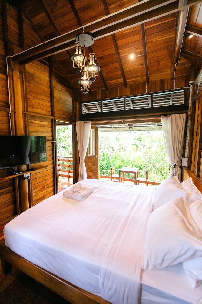 Saksila Resort King Bed Villa 3
