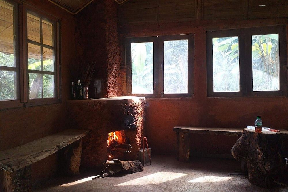 Doi Pumuen Lahu Homestay Villa - Baan Din with Round trip from Fang bus stop 6