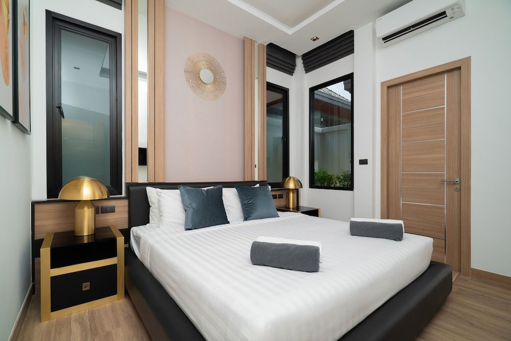 3 Bedroom Grand Deluxe Pool Villa