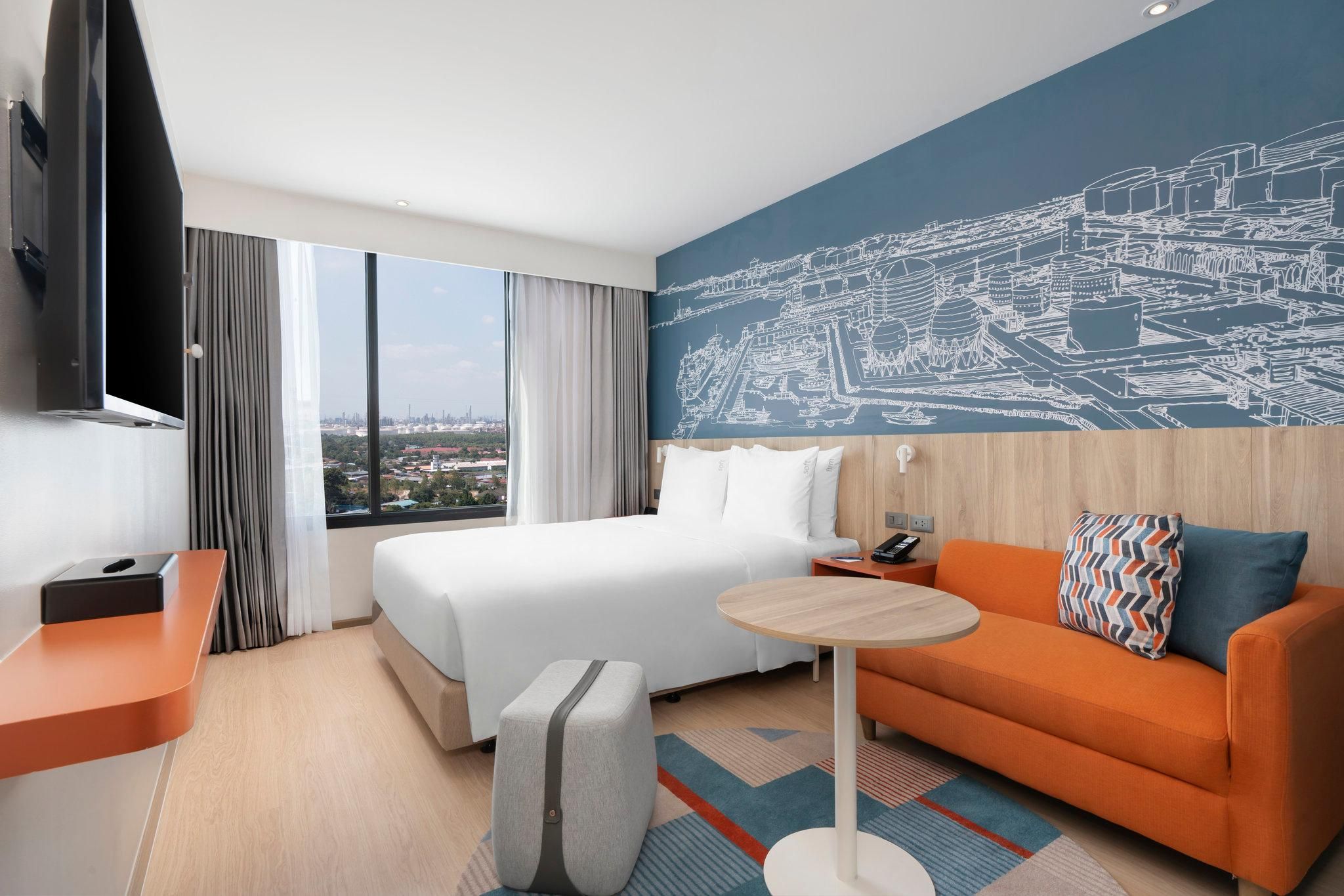 1 Queen Standard Top Floor With Free Breakfast