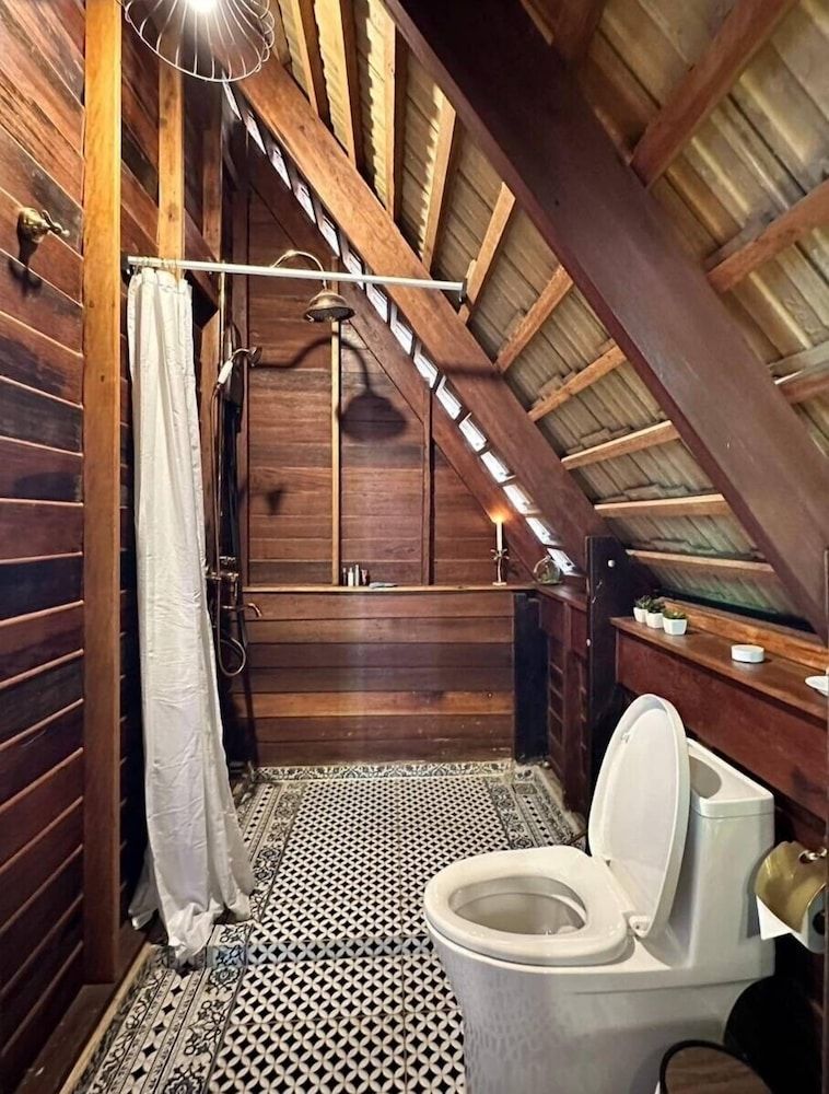 RuenKijja Queen Room 11