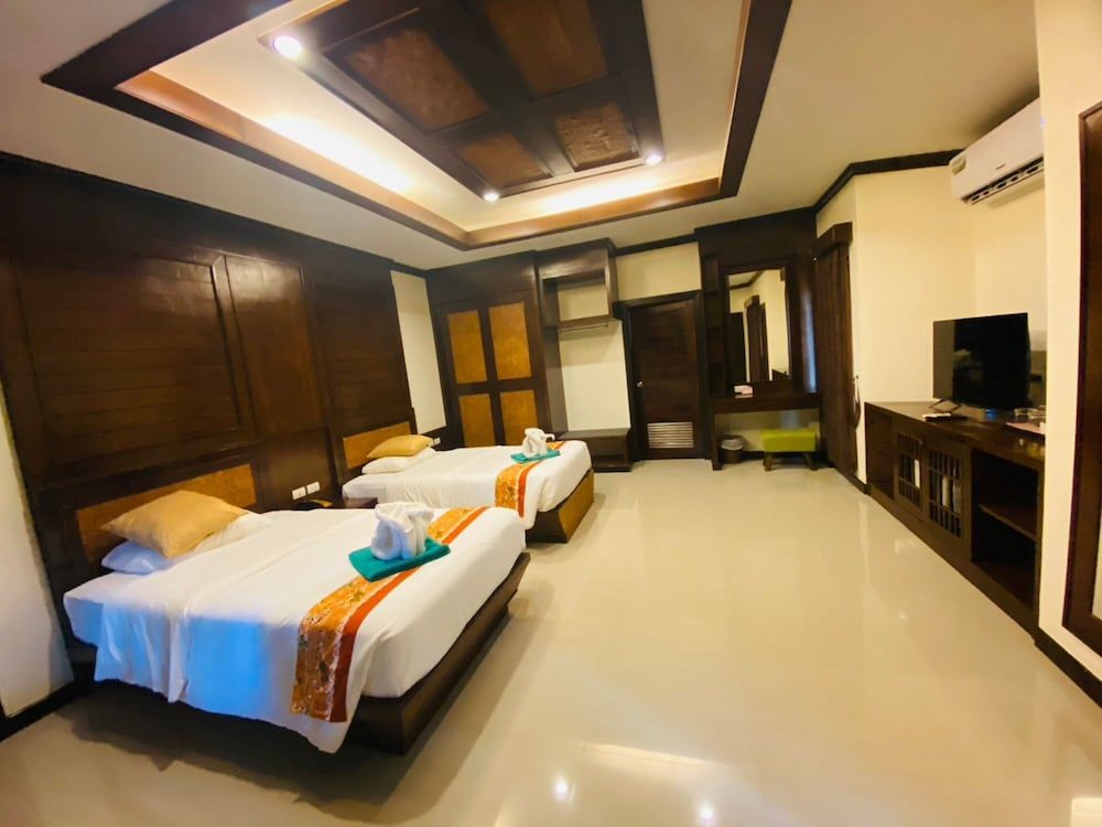 Grand Deluxe Bungalow Twin Room