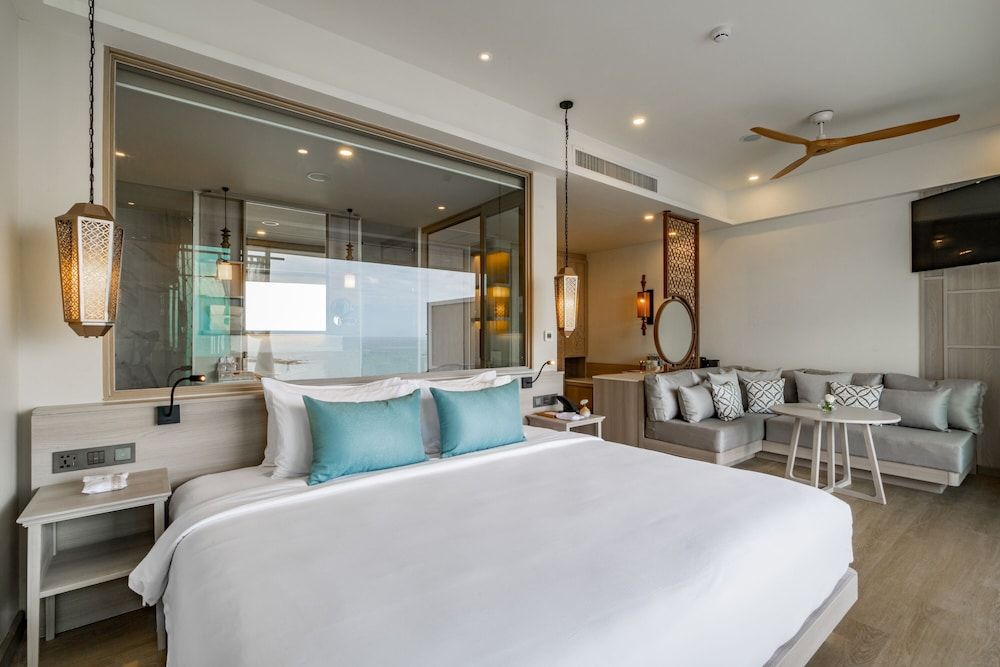 The Little Shore Khao Lak by Katathani Seaview Pool Suite 2