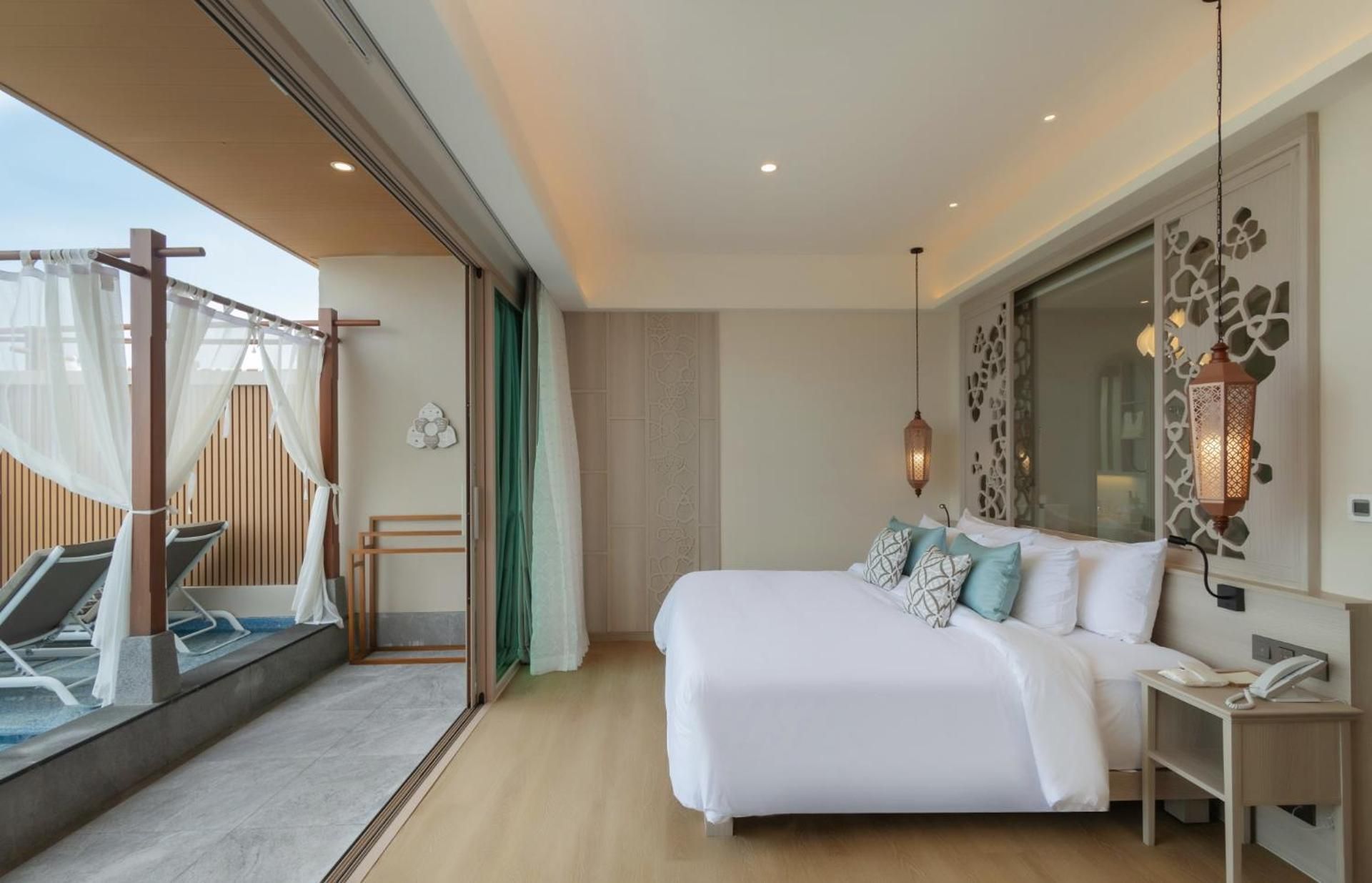The Little Shore Khao Lak by Katathani Seaview Pool Suite 4