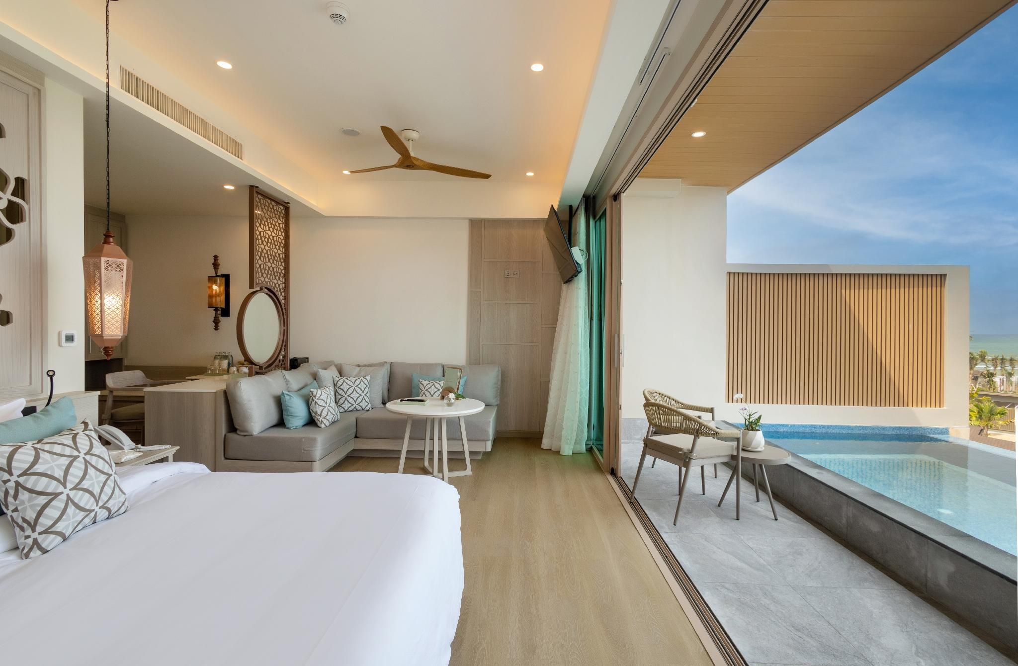The Little Shore Khao Lak by Katathani Seaview Pool Suite 3