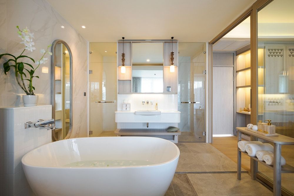 The Little Shore Khao Lak by Katathani Seaview Pool Suite 7