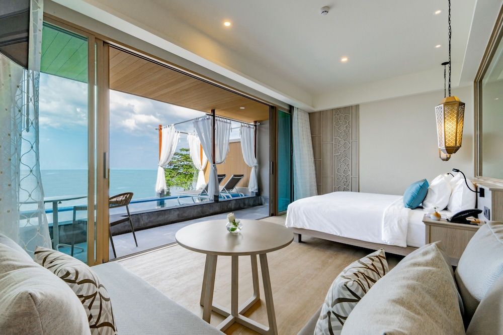 The Little Shore Khao Lak by Katathani Seaview Pool Suite