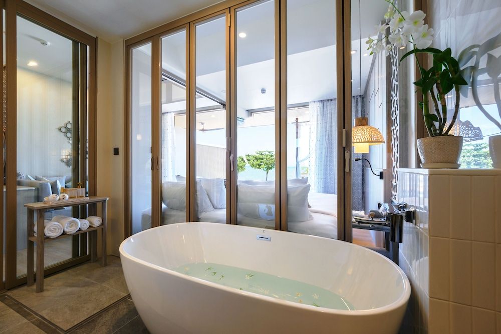 The Little Shore Khao Lak by Katathani Seaview Pool Suite 6