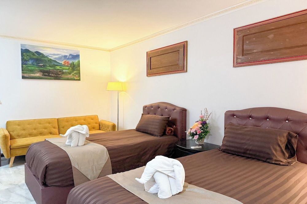 Superior Twin Room