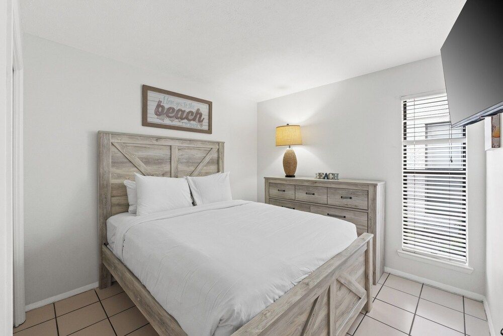 Deluxe Condo, 2 Bedrooms, Non Smoking