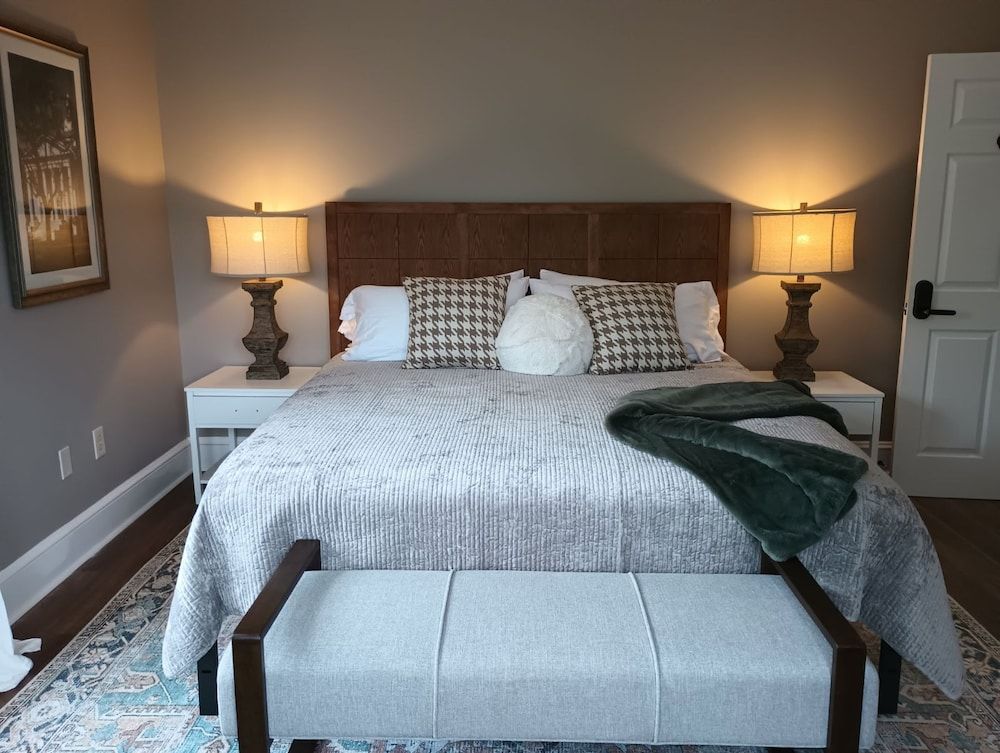 The Capitol Inn Tallahassee