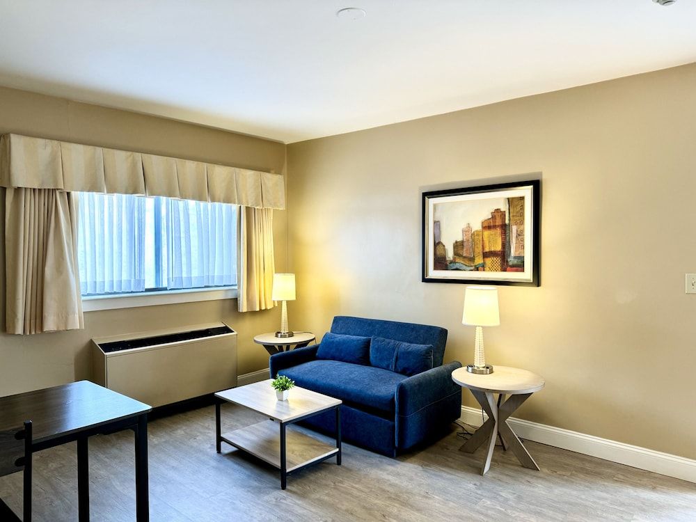 The Boston Hotel Studio 10