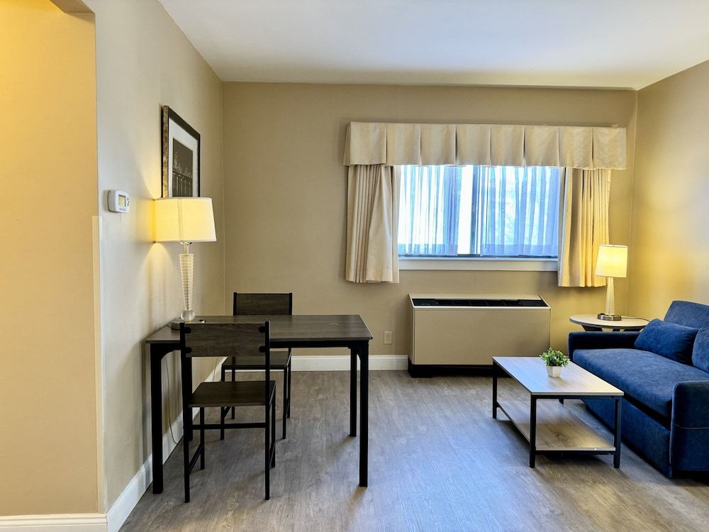 The Boston Hotel Studio 8