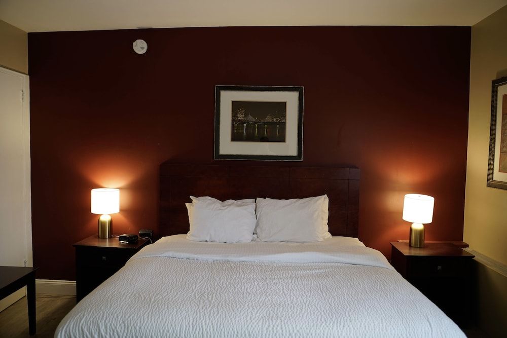 The Boston Hotel Basic Apartment 3
