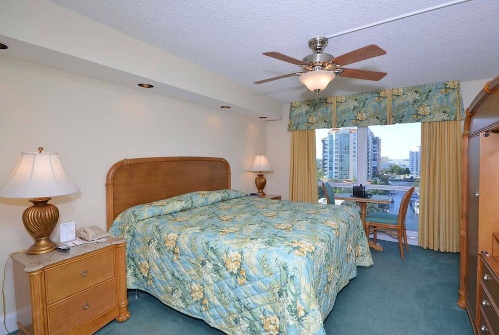2 Bedroom Suite