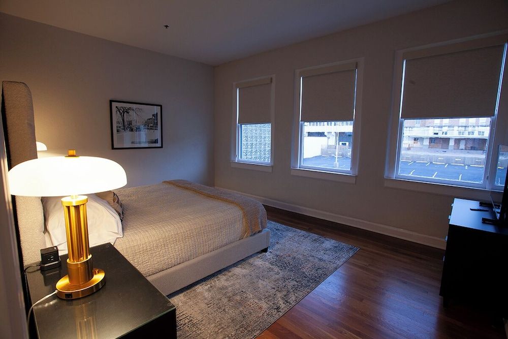 Greyhound Inn Deluxe Suite