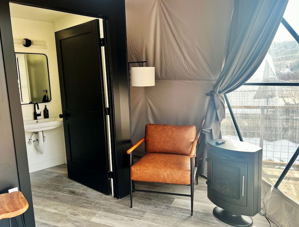 Pagosa River Domes Accessible Queen Dome 9