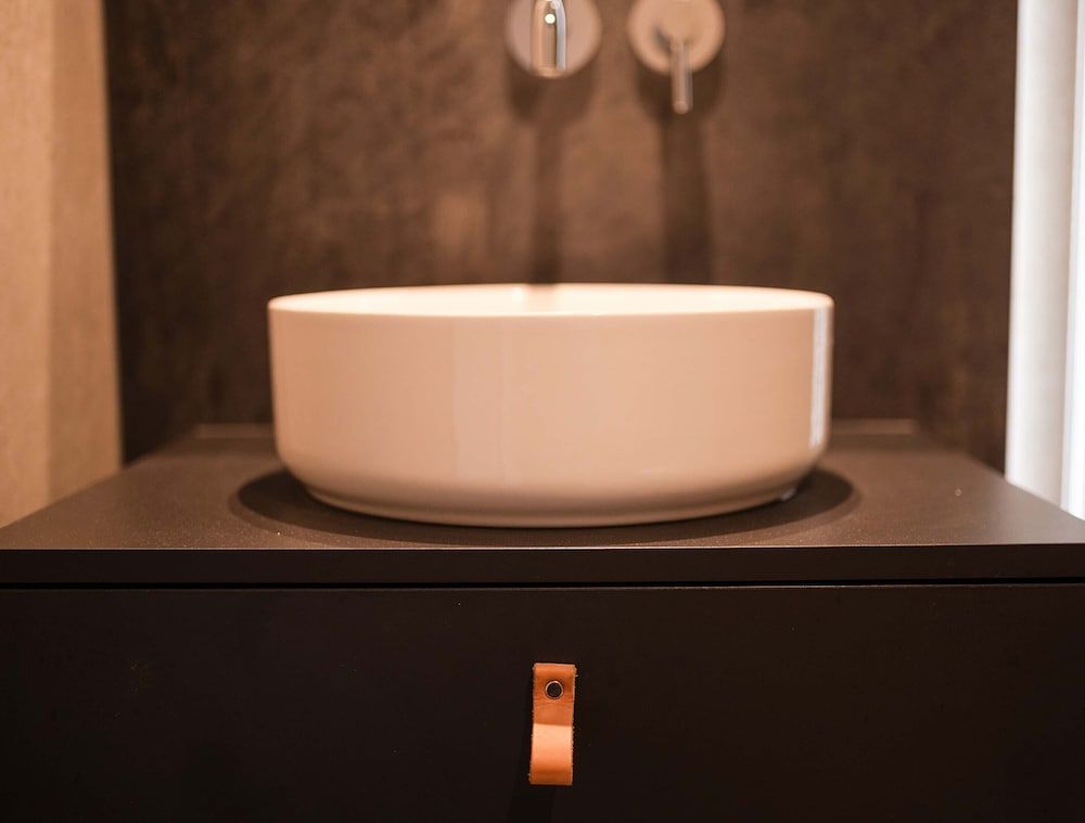 Pagosa River Domes Deluxe King Room 9