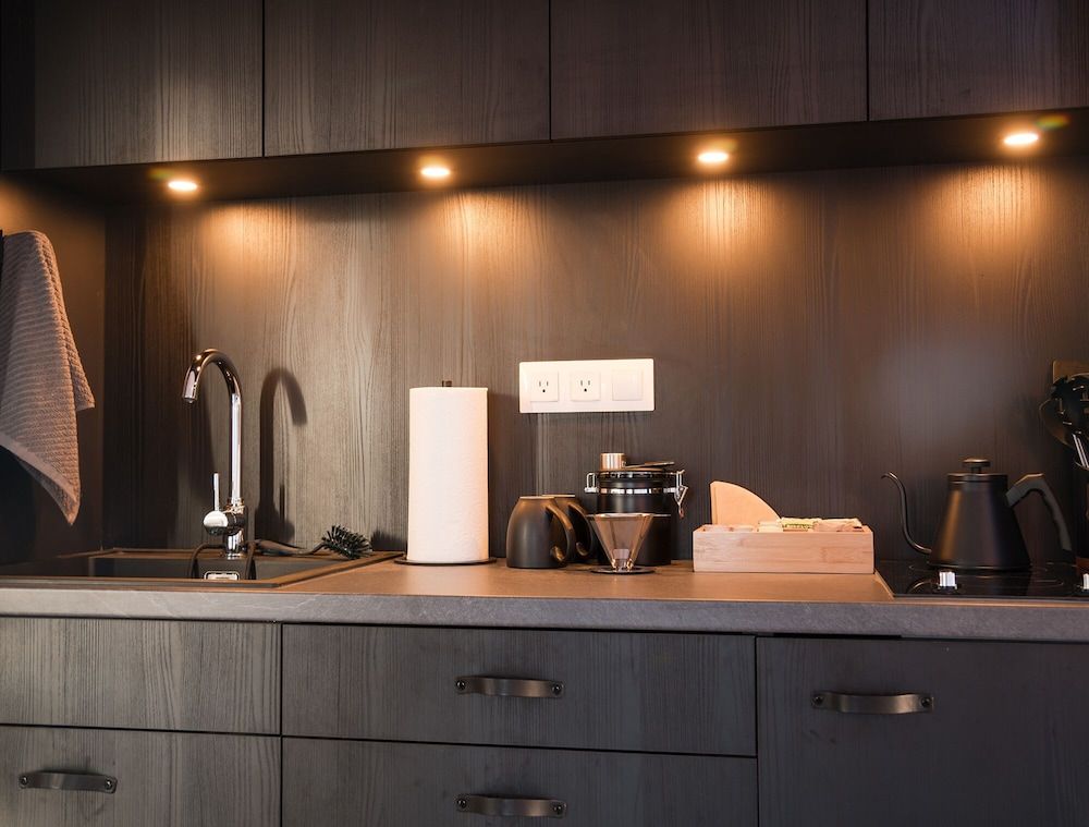 Pagosa River Domes Deluxe King Room 11