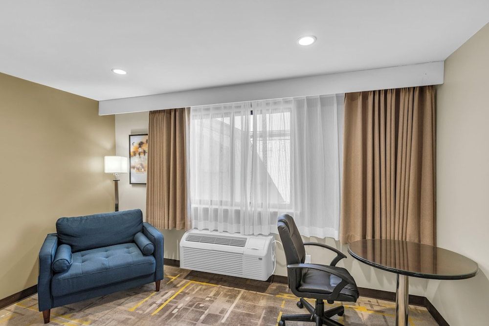 KC Inn Comfort Double Room 9