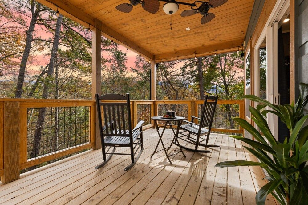 Romantic Cabin Retreat By Ghosal Luxury Lodging Romantic Cabin 7