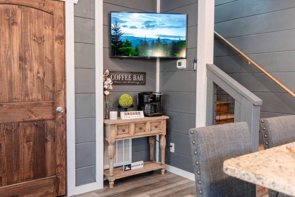 Romantic Cabin Retreat By Ghosal Luxury Lodging Romantic Cabin 18