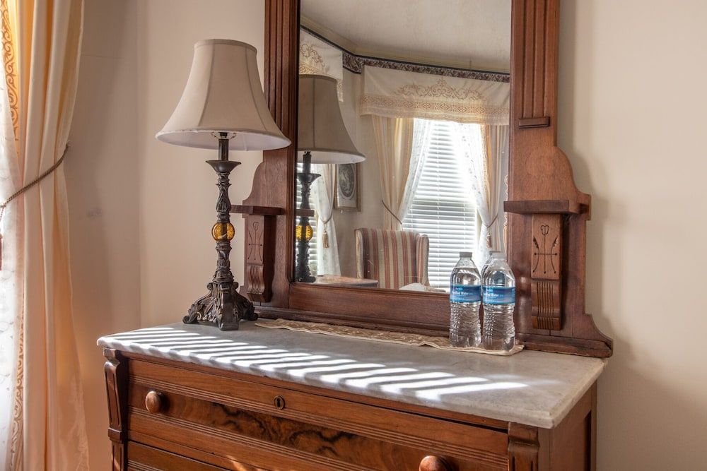 The Oaks Victorian Inn Major Pierce Single King 12