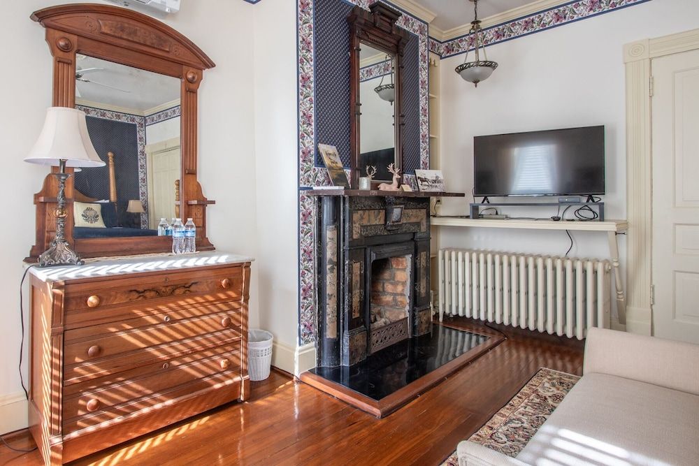 The Oaks Victorian Inn Major Pierce Single King 11