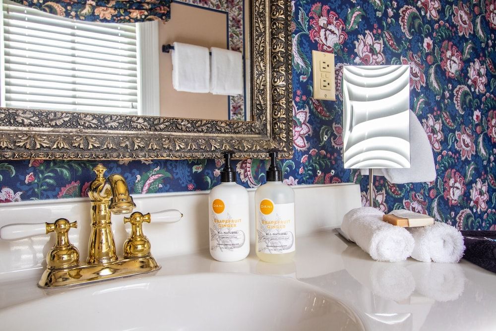 The Oaks Victorian Inn Major Pierce Single King 7