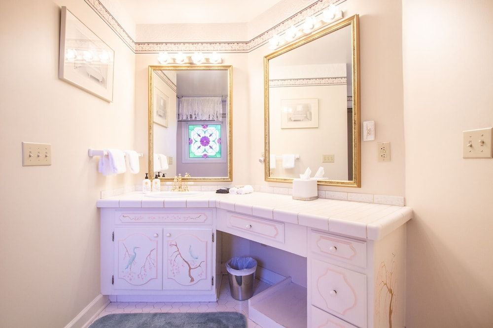 The Oaks Victorian Inn Florence Single King 8