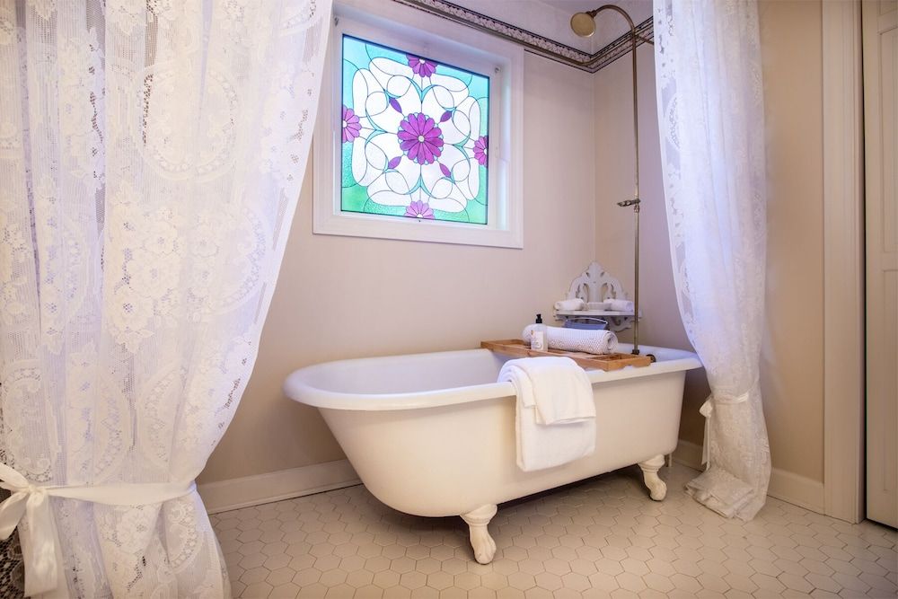 The Oaks Victorian Inn Florence Single King 10