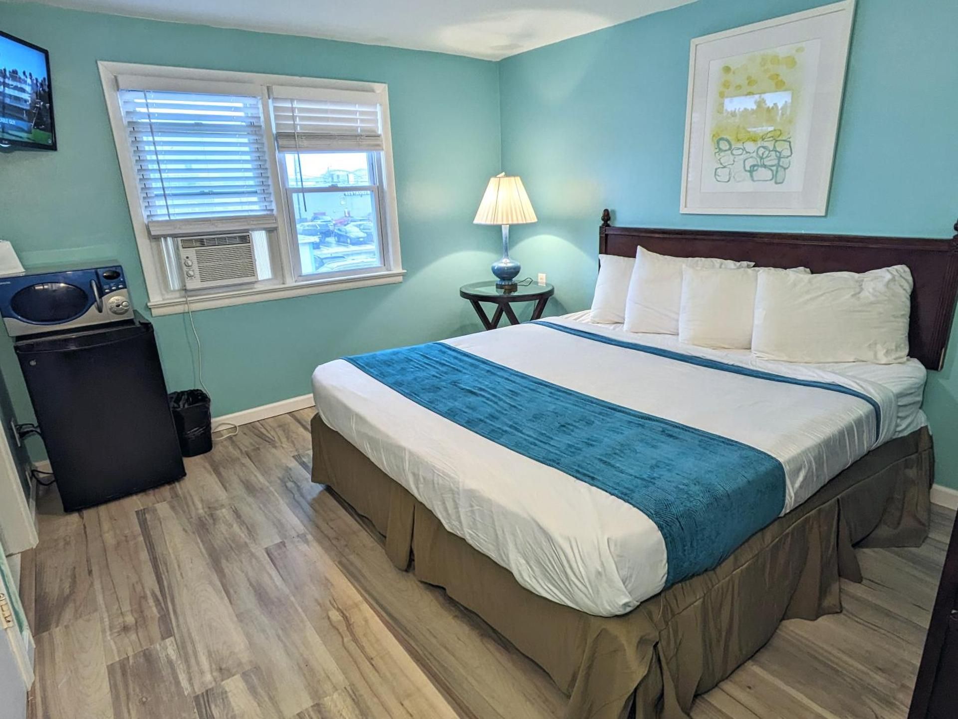 Standard King Room