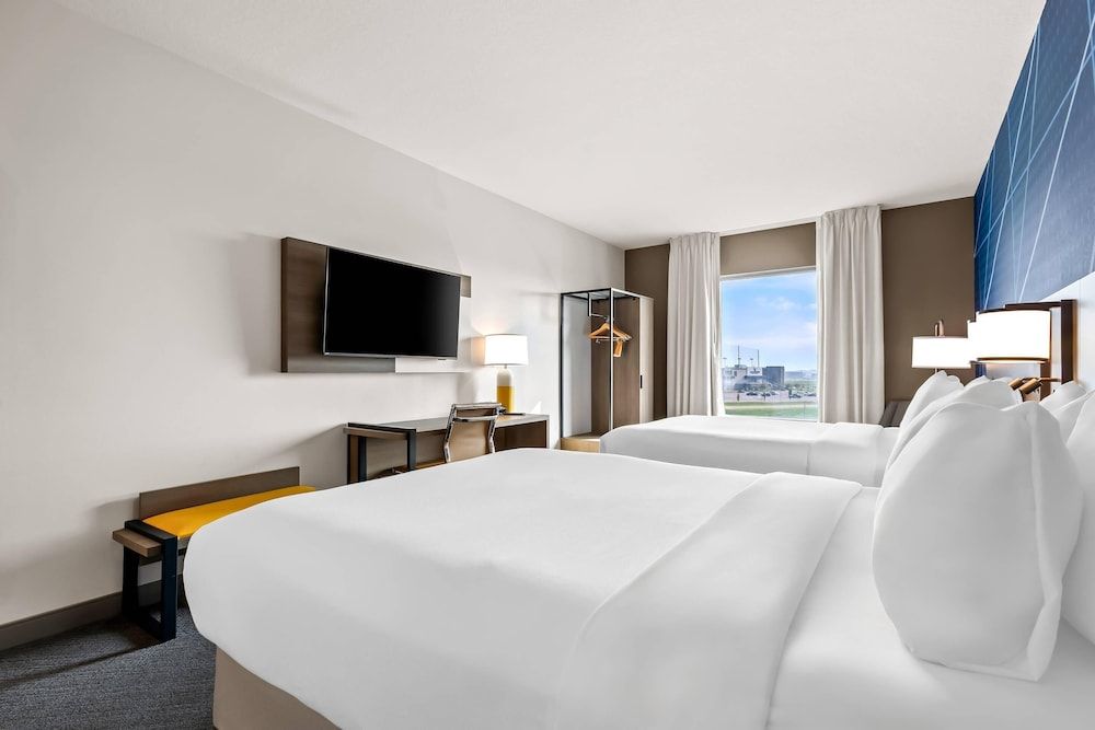 Suite, 2 Queen Beds, Accessible, Non Smoking