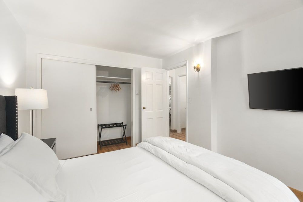 Basic Apartment
