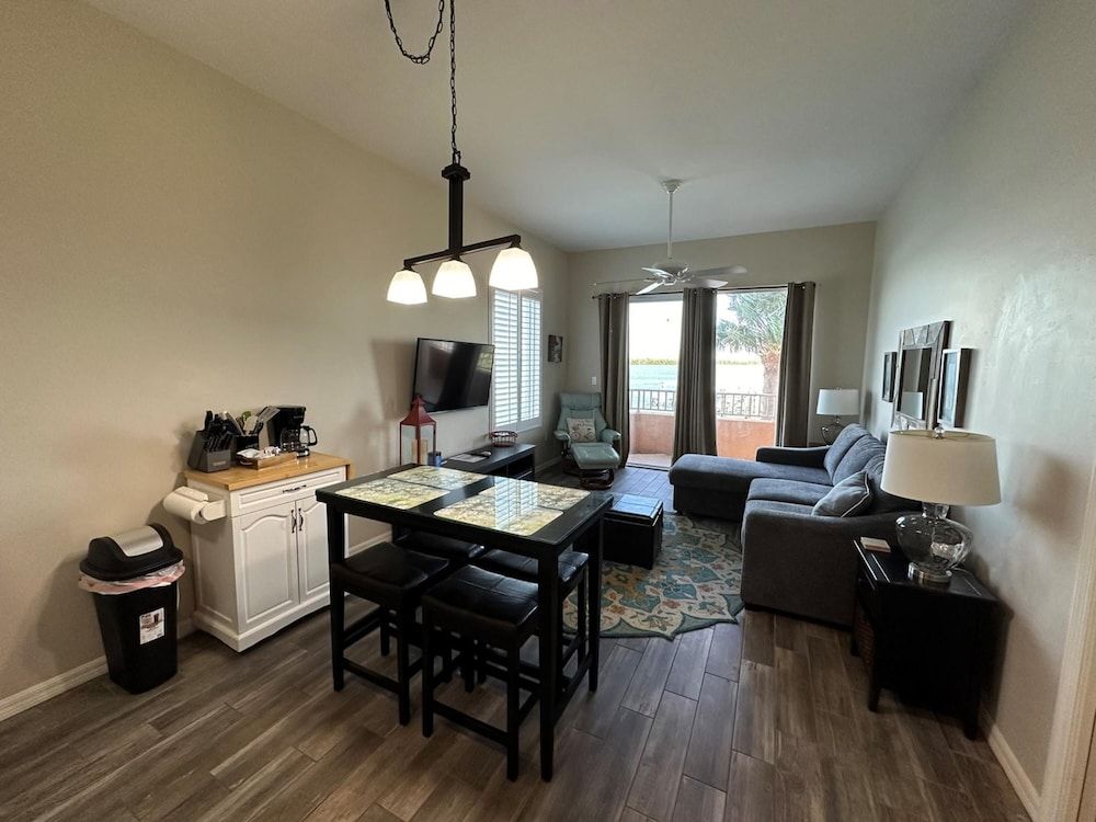 Lovers Key Resort Suite 1